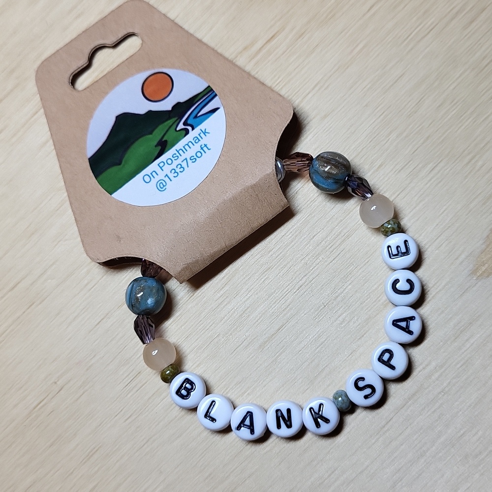 Blank Space- Taylor Swift Friendship Bracelet, Size 6" - Picture 3 of 5